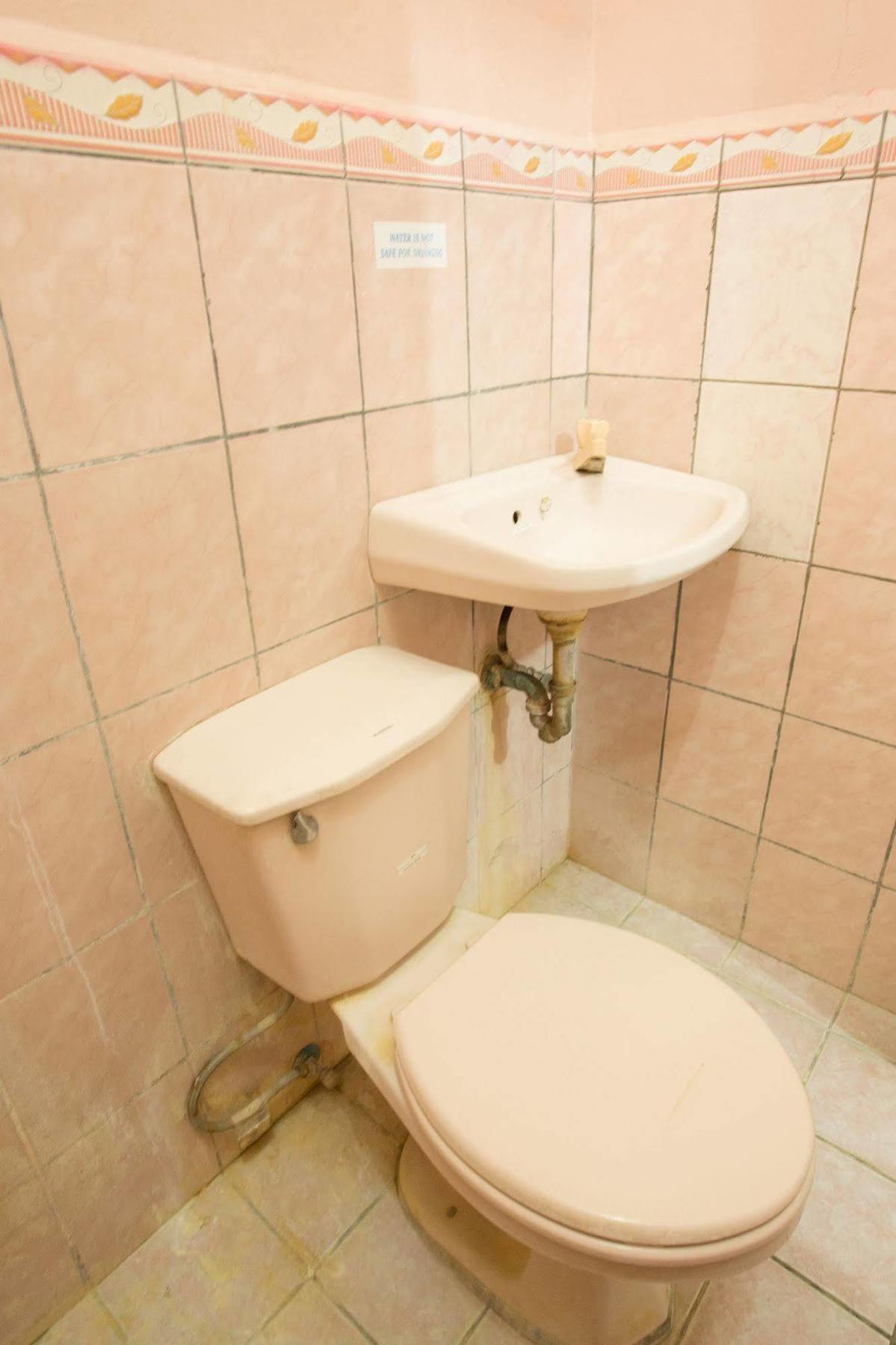 GV Hotel - Masbate Masbate City Buitenkant foto