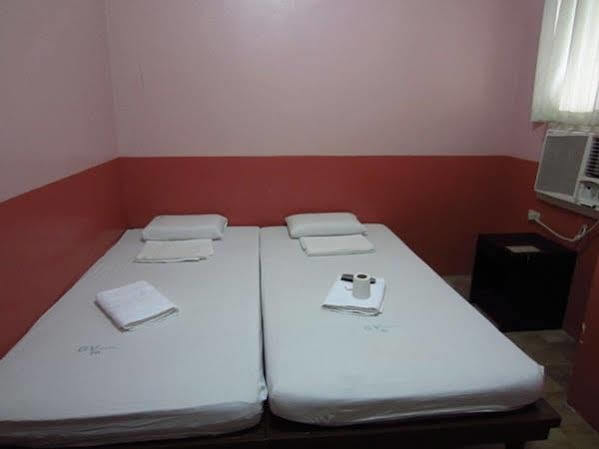 GV Hotel - Masbate Masbate City Buitenkant foto