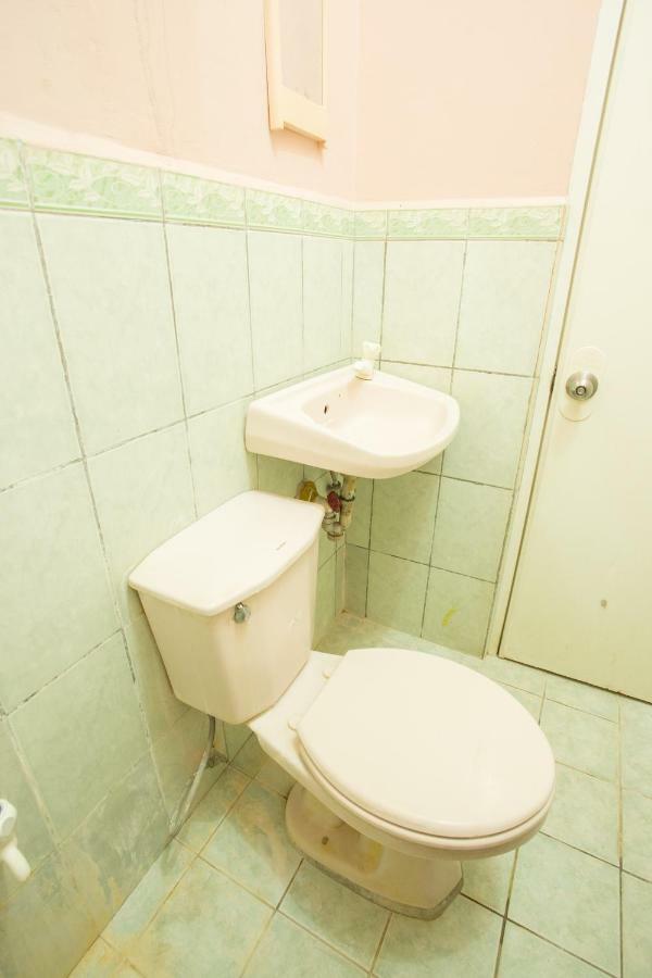 GV Hotel - Masbate Masbate City Buitenkant foto